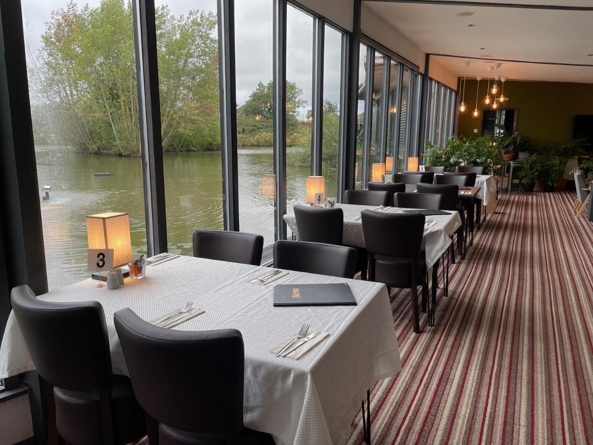 Thewaterfrontlodges Couette-café